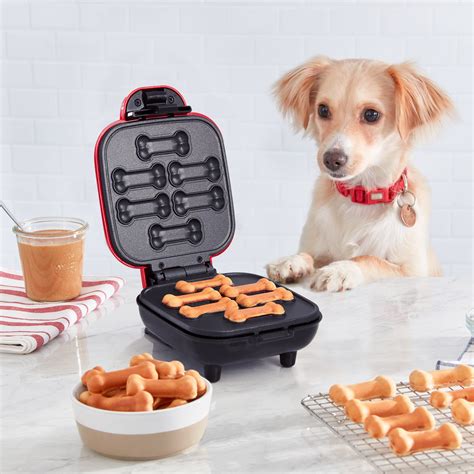 Makes 8 bone-shaped dog treats at a time. . Dash dog treat maker recipe book pdf